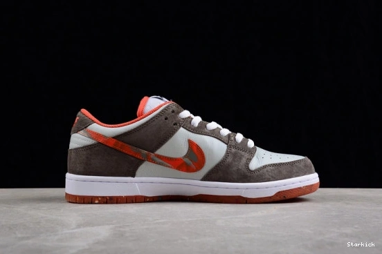 Crushed D.C. Low SB Dunk DH7782-001 Nike 1025